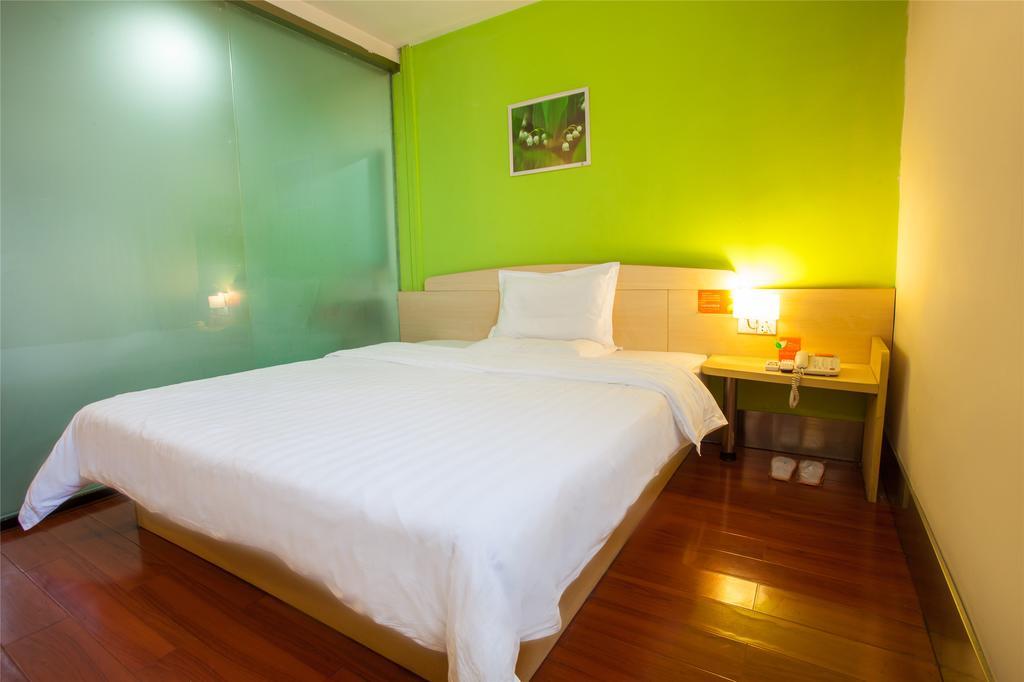 7Days Inn Guangzhou Nonglinxia Road Ouzhuang Subway Station Esterno foto