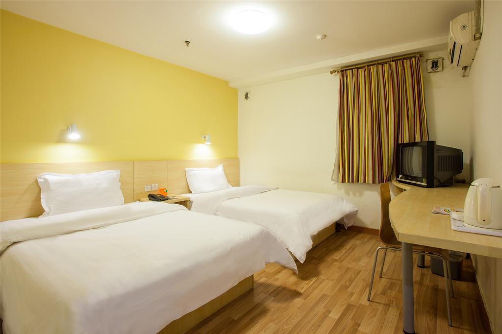 7Days Inn Guangzhou Nonglinxia Road Ouzhuang Subway Station Esterno foto