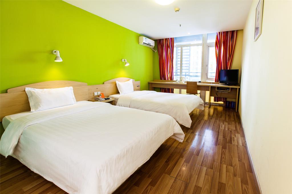 7Days Inn Guangzhou Nonglinxia Road Ouzhuang Subway Station Esterno foto