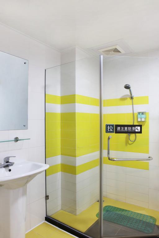7Days Inn Guangzhou Nonglinxia Road Ouzhuang Subway Station Camera foto